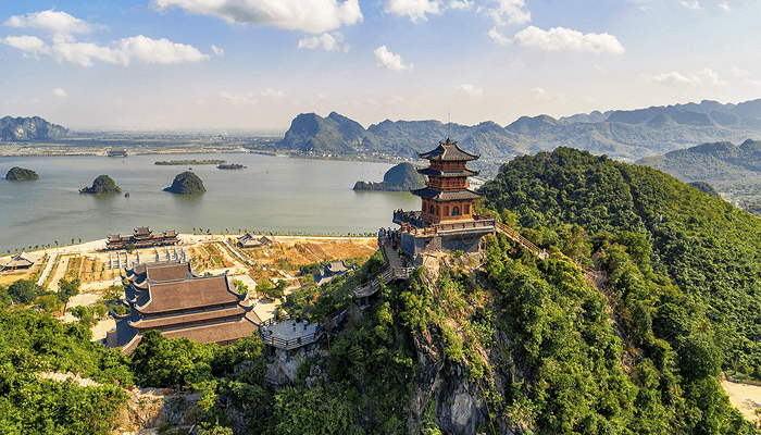 Tam Chuc - Where Legends Whisper: Seven Stars Lighting a Sacred Land